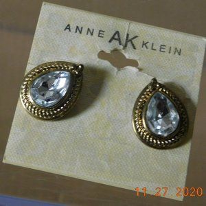 Teardrop Earrings, Pear Wedding Clear Crystal Stud